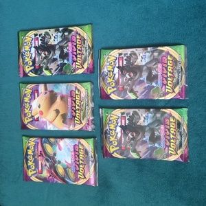 Pokemon Vivid Voltage Booster Packs            (5 packs)